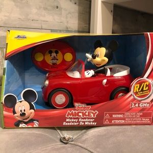 Mickey Roadster remote control car